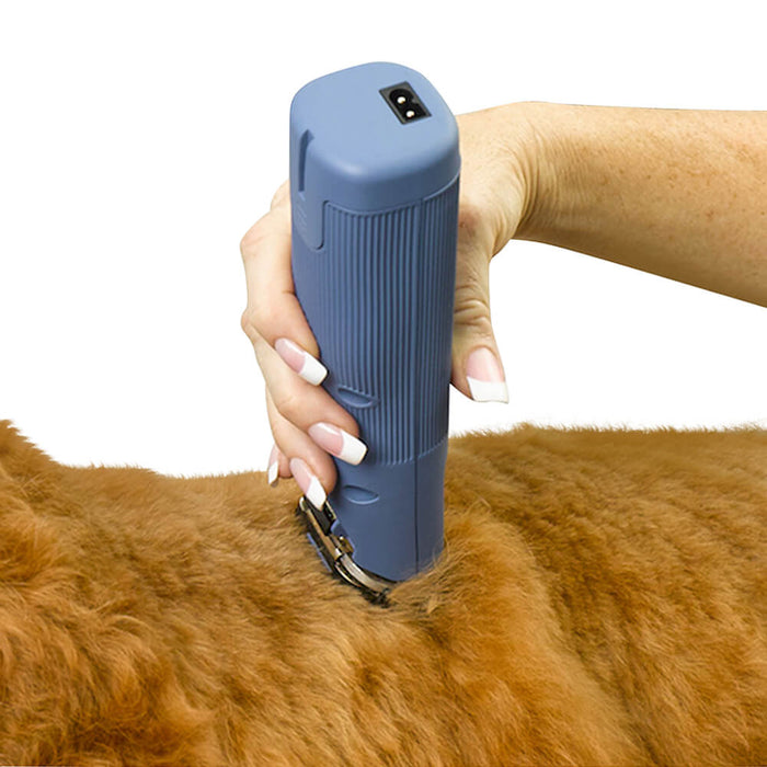 Oster Cordless Turbo A5 3 Speed Clipper, Blue - Jeffers - Animal & Pet Supplies > Pet Grooming > Pet Hair Clippers & Trimmers