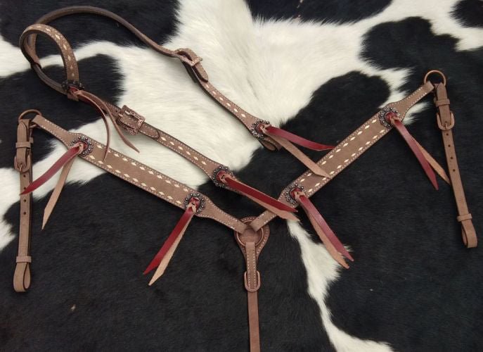 Showman Roughout & Buckstitch Tack Set - Jeffers - Horse Supplies > Horse Tack > Bridles & Headstalls