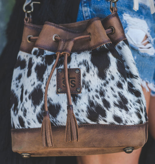 STS Cowhide Bucket Bag - Jeffers - Horse Supplies > Riding Apparel & Accessories